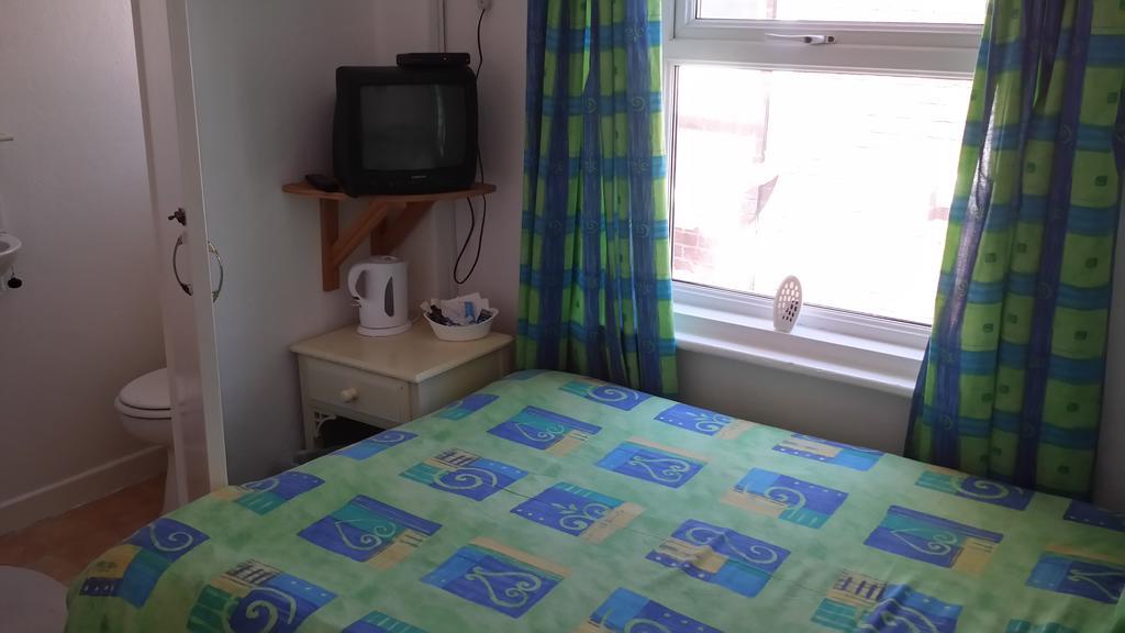 Airedale Hotel 블랙풀 객실 사진