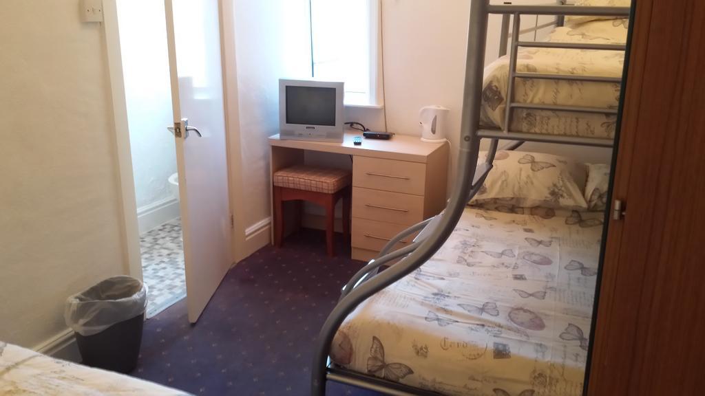 Airedale Hotel 블랙풀 객실 사진